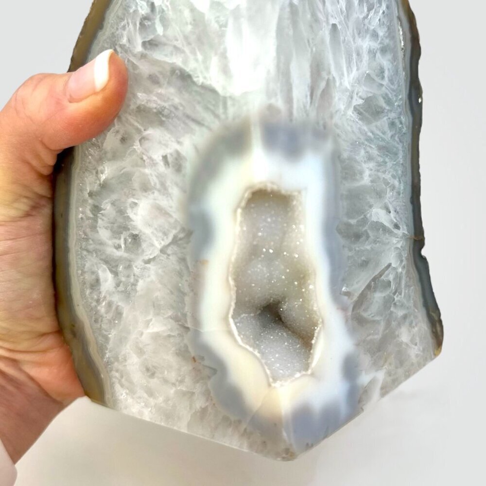 Agate Crystal bookends with Geode Center, Natural stone, Bookshelf Decor, Unique - Picture 11 of 16